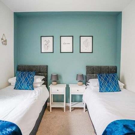 The Augustine - Modern Two Bed Ground Floor Apartment With Parking Canterbury Kültér fotó