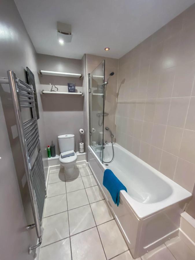 The Augustine - Modern Two Bed Ground Floor Apartment With Parking Canterbury Kültér fotó