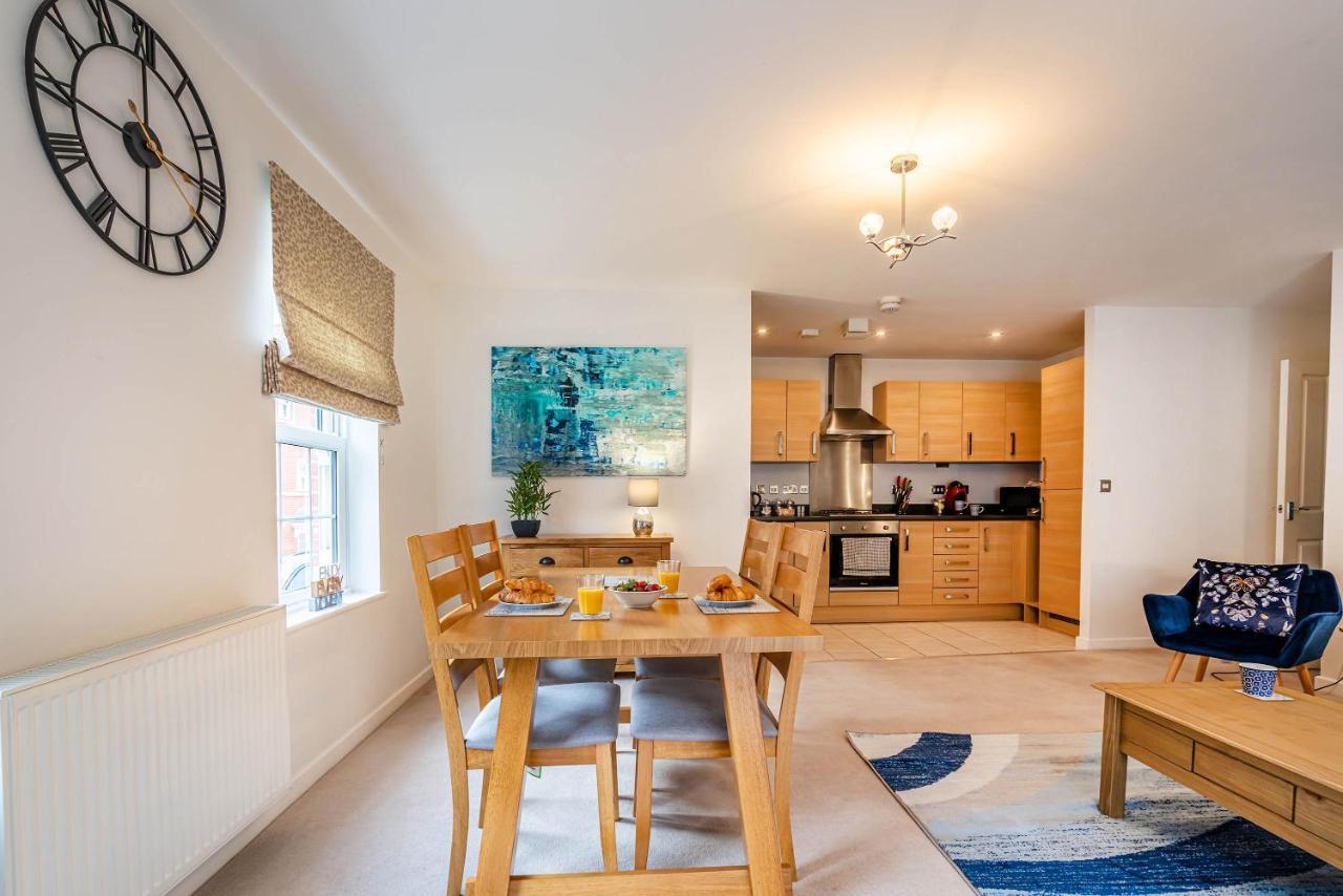 The Augustine - Modern Two Bed Ground Floor Apartment With Parking Canterbury Kültér fotó