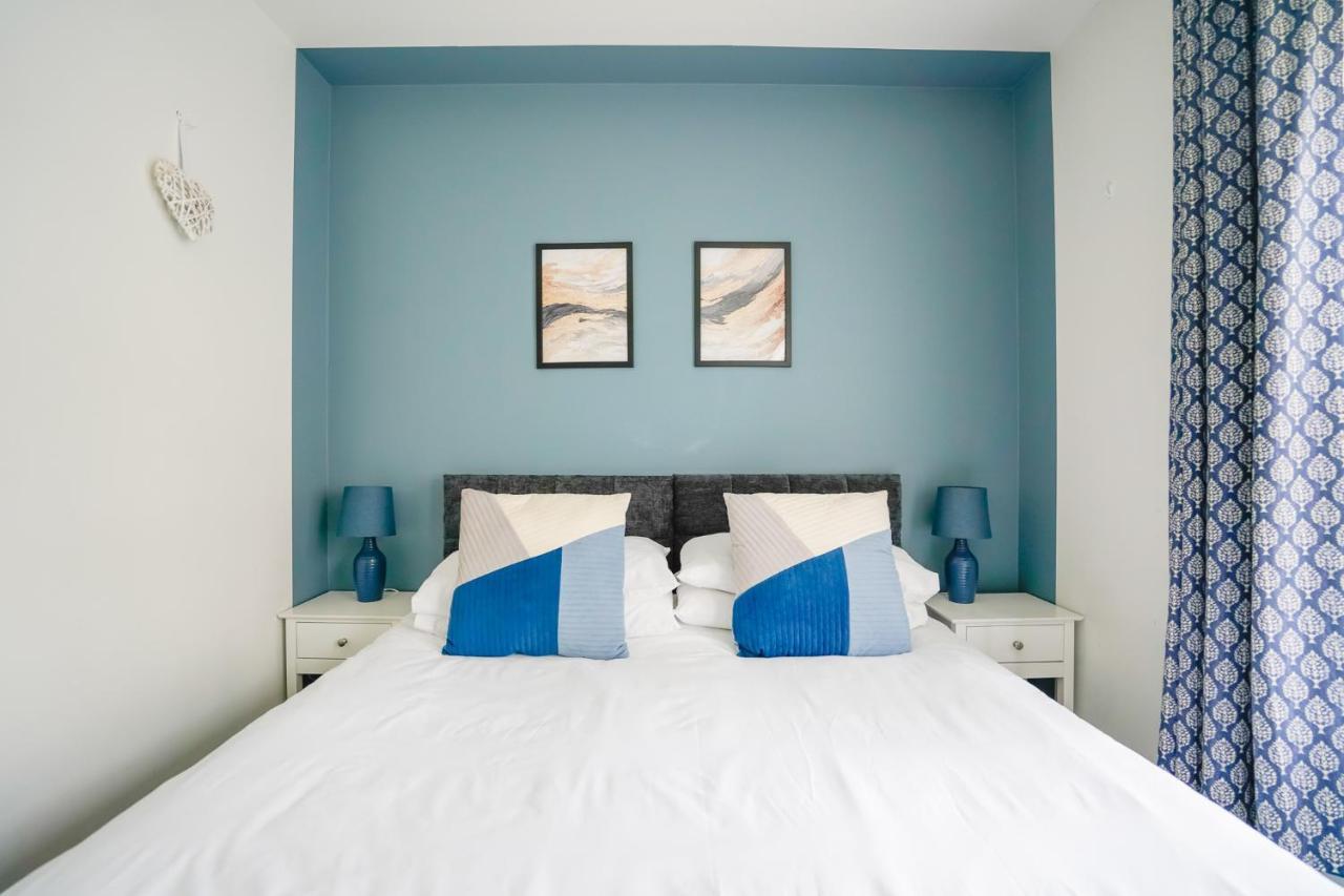 The Augustine - Modern Two Bed Ground Floor Apartment With Parking Canterbury Kültér fotó